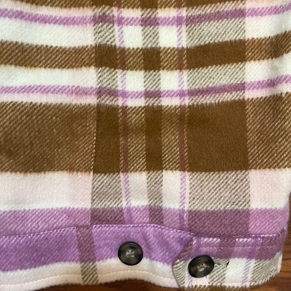 NWT Kensie Cropped Plaid Shacket - Picture 6 of 8
